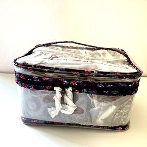 Vera Bradley 5 Piece travel cosmetic set lilac medallion pattern NEW